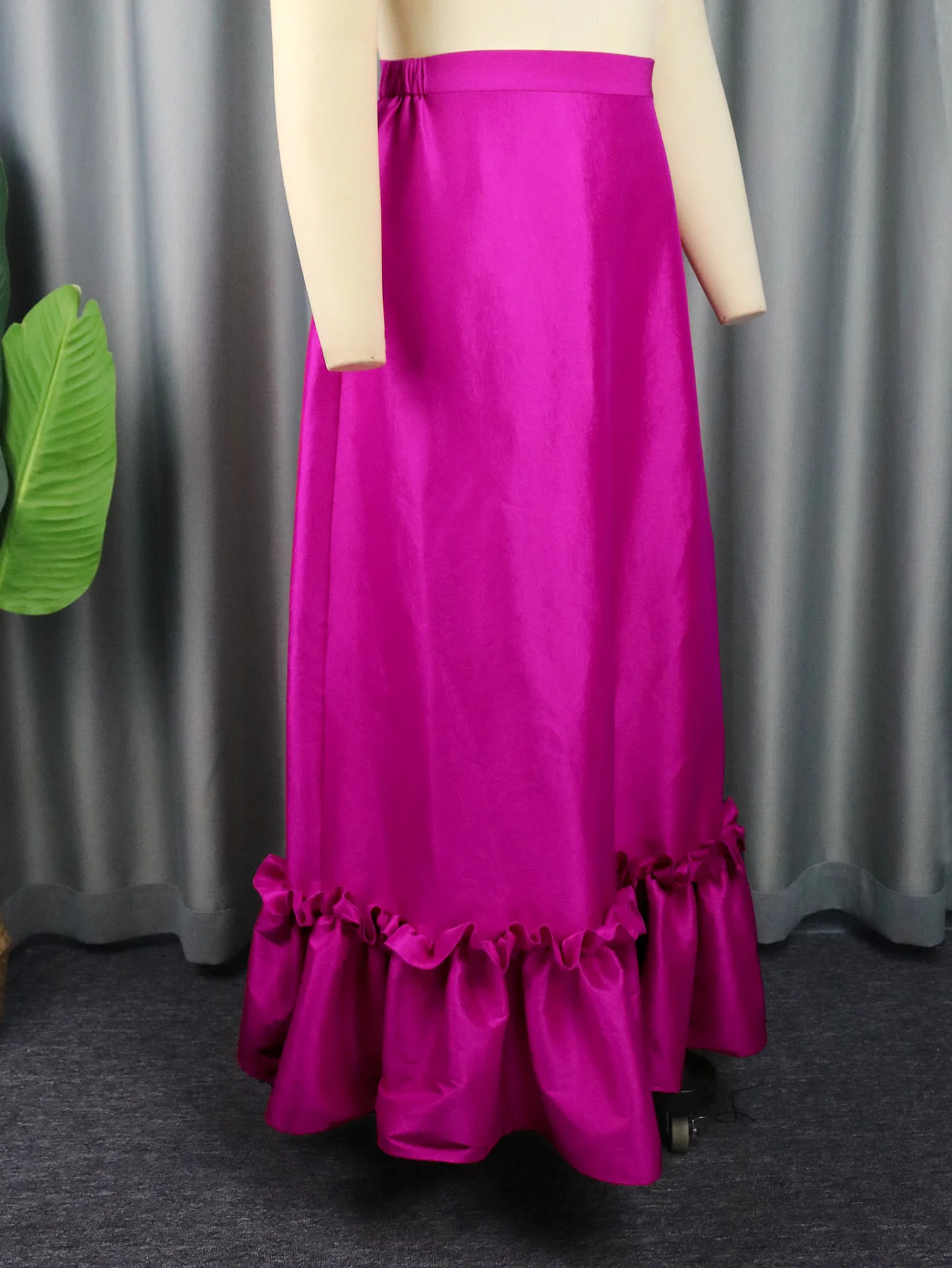 Plus Size Skirt New 2023 Large Long Hemline Pleated Dress Fashion Versatile Boutique Solid Color Loose Rose Women's Skirt