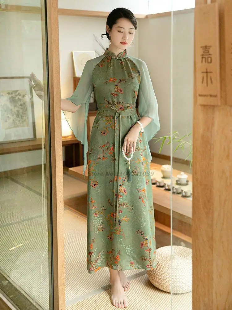 Женское шифоновое платье с цветочным принтом