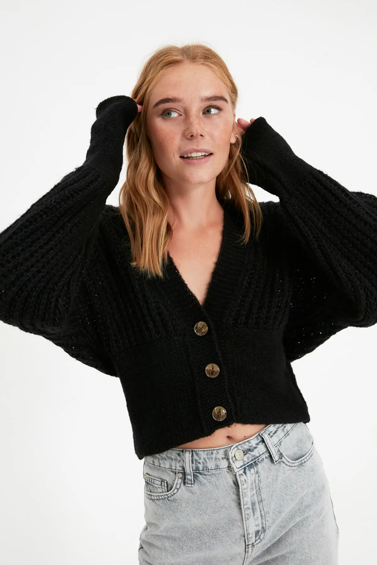 

Trendyol Crop Knitwear Cardigan TWOAW22HI0664