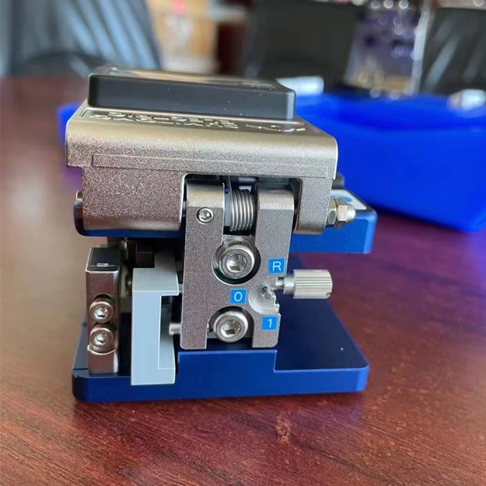 Sumitomo High-Precision FC-6RM Fiber Cleaver FC6RM Cutter Cutting Knife Made in China