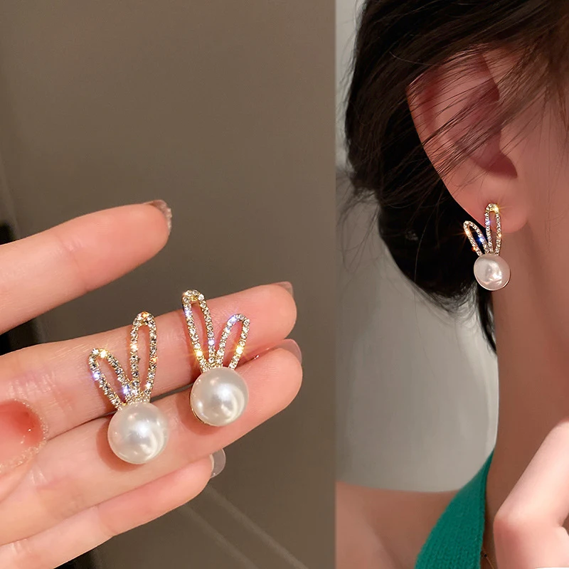 

Rabbit ear pearls Earring for women two wear way Contrast Color Metal Chic Simple Stud Earrings for Girl