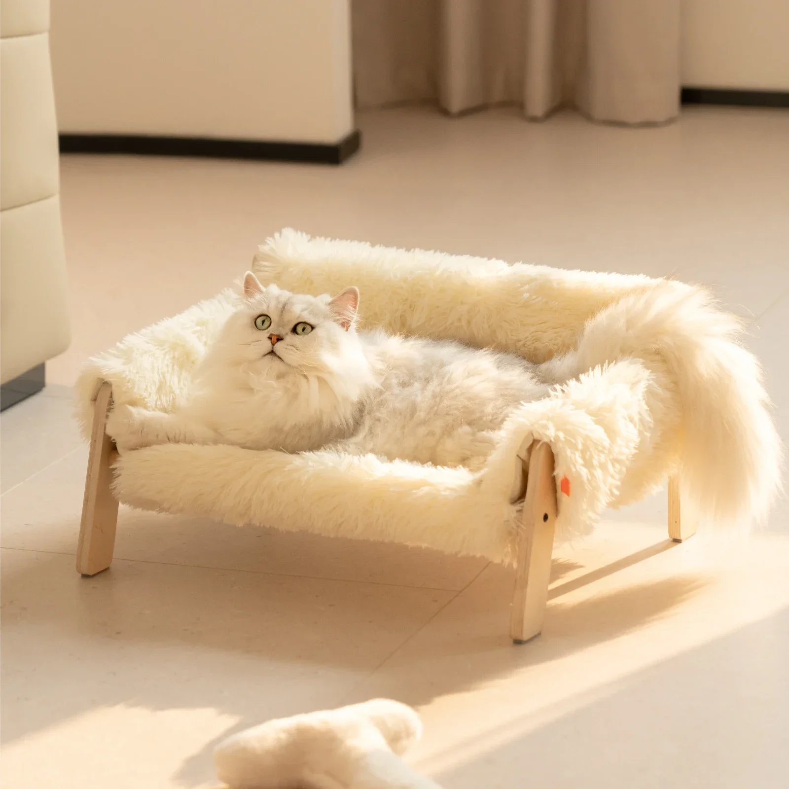 Фото Диван-кровать Mewoofun для кошек, деревянный, прочный пушистый диван-кровать для кошек, кровати для собак для кошек и маленьких собак, мебель для домашних животных, приподнятая №3