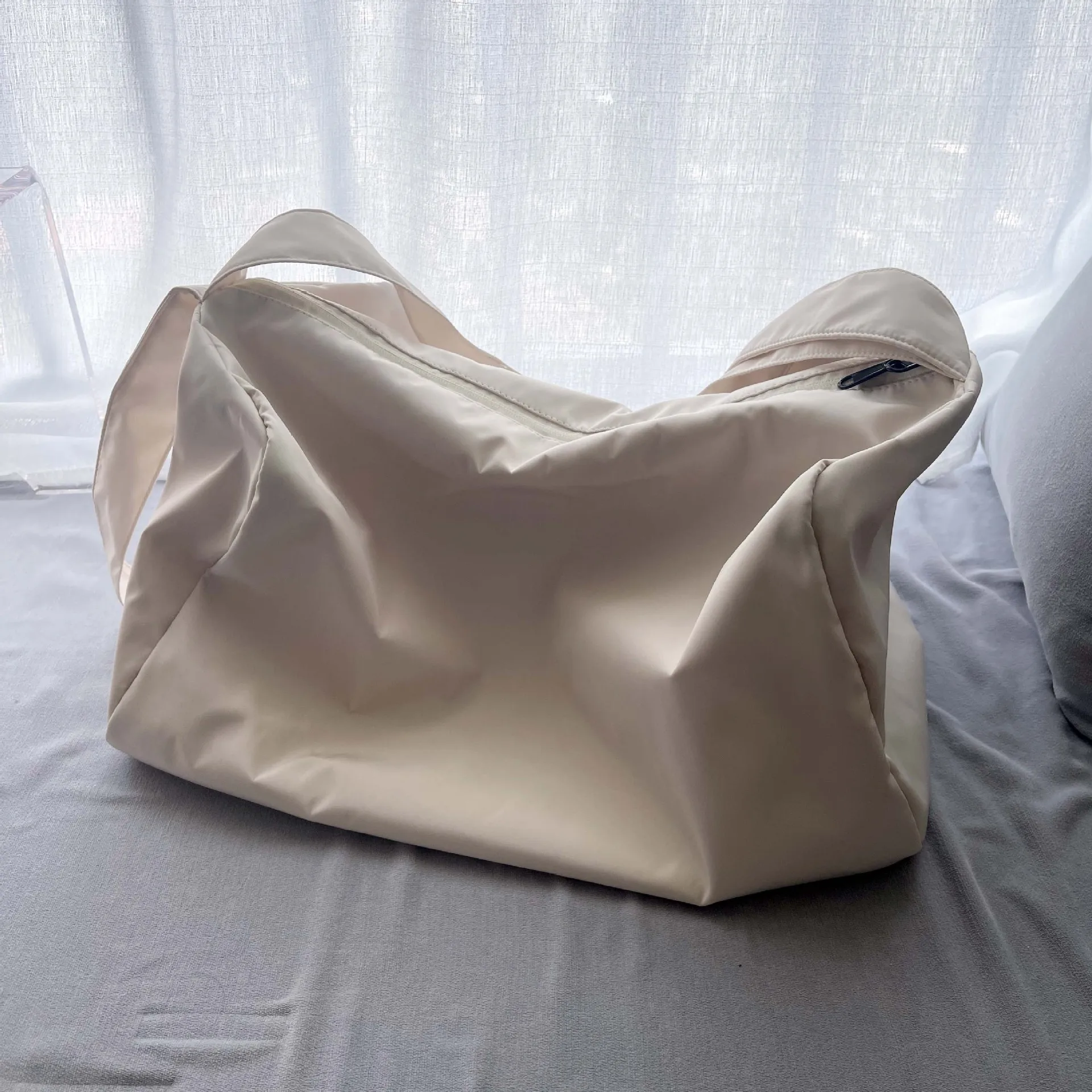 Sports Gym Bags Outdoor Sport Bag Professional Men And Women Fitness Shoulder Gym Bag Hot Training Female Yoga Duffel Bag