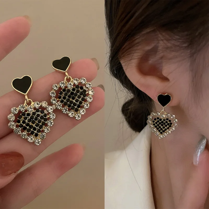 

Vintage Double Love Heart Zircon Stud Earrings 2023 Fashion Charm Black Crystal Pearl Earrings for Women Wedding Jewelry Gifts