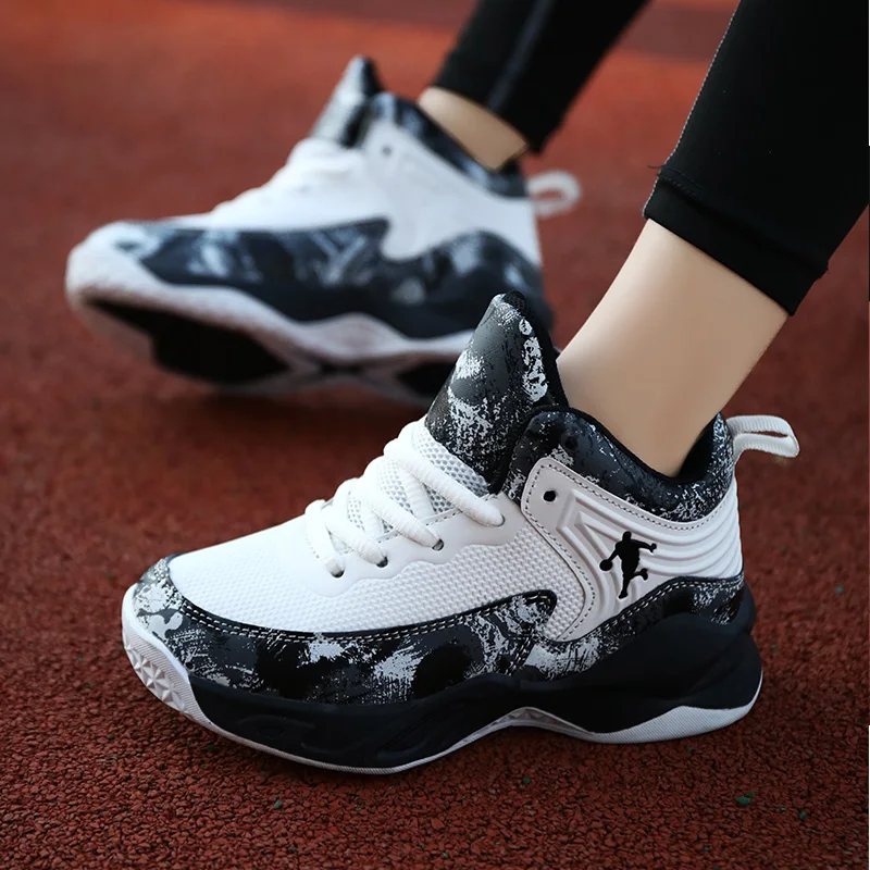 2022 New Boys Brand Basketball Shoes for Kids Sneakers Thick Sole Non-slip Children Sports Shoes Child Boy Basket Trainer Shoes