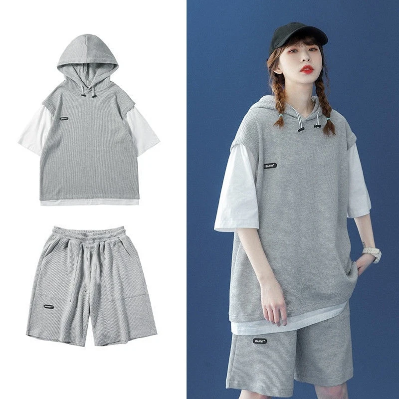 

Однотонный женский топ с капюшоном и шорты, комплект летней повседневной одежды, свободная спортивная одежда, Женский костюм из двух предметов, Лоскутная Толстовка с капюшоном