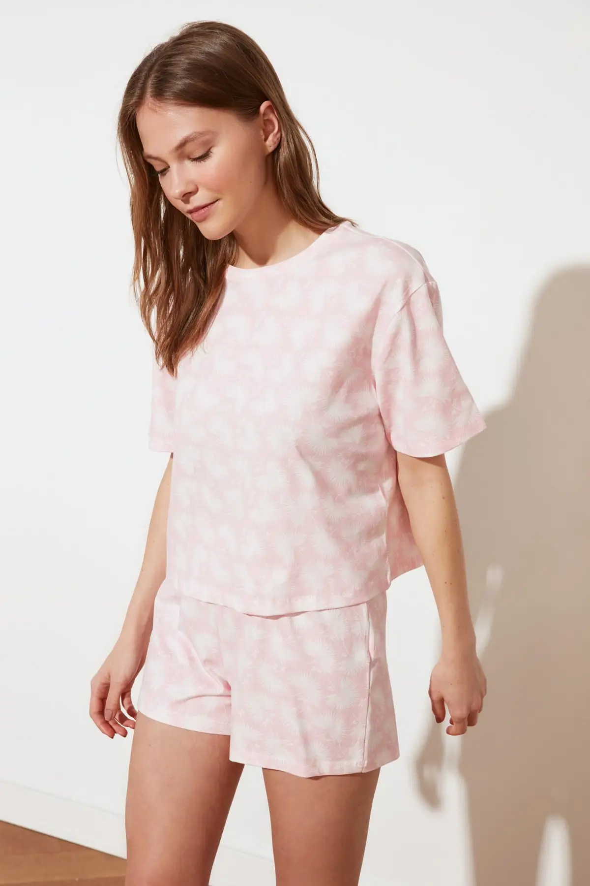 

Trendyol Printed Knitted Pajamas Set THMSS21PT0755