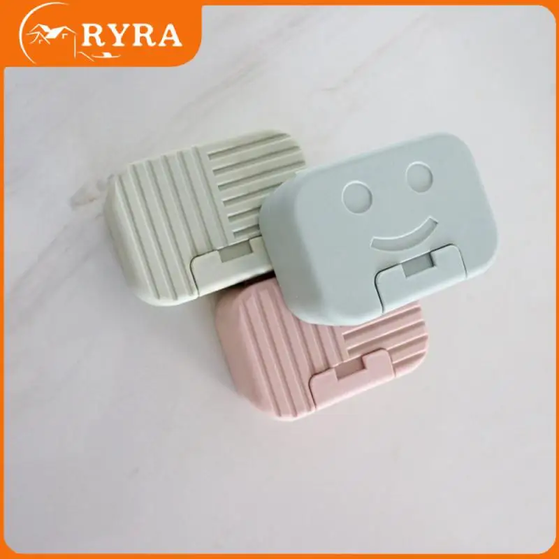 

Creative Soap Box Portable With Cover Soap Box Dispenser For Bathroom Bathroom Accessories Soap Holder New Soap Dish Tray 1pcs