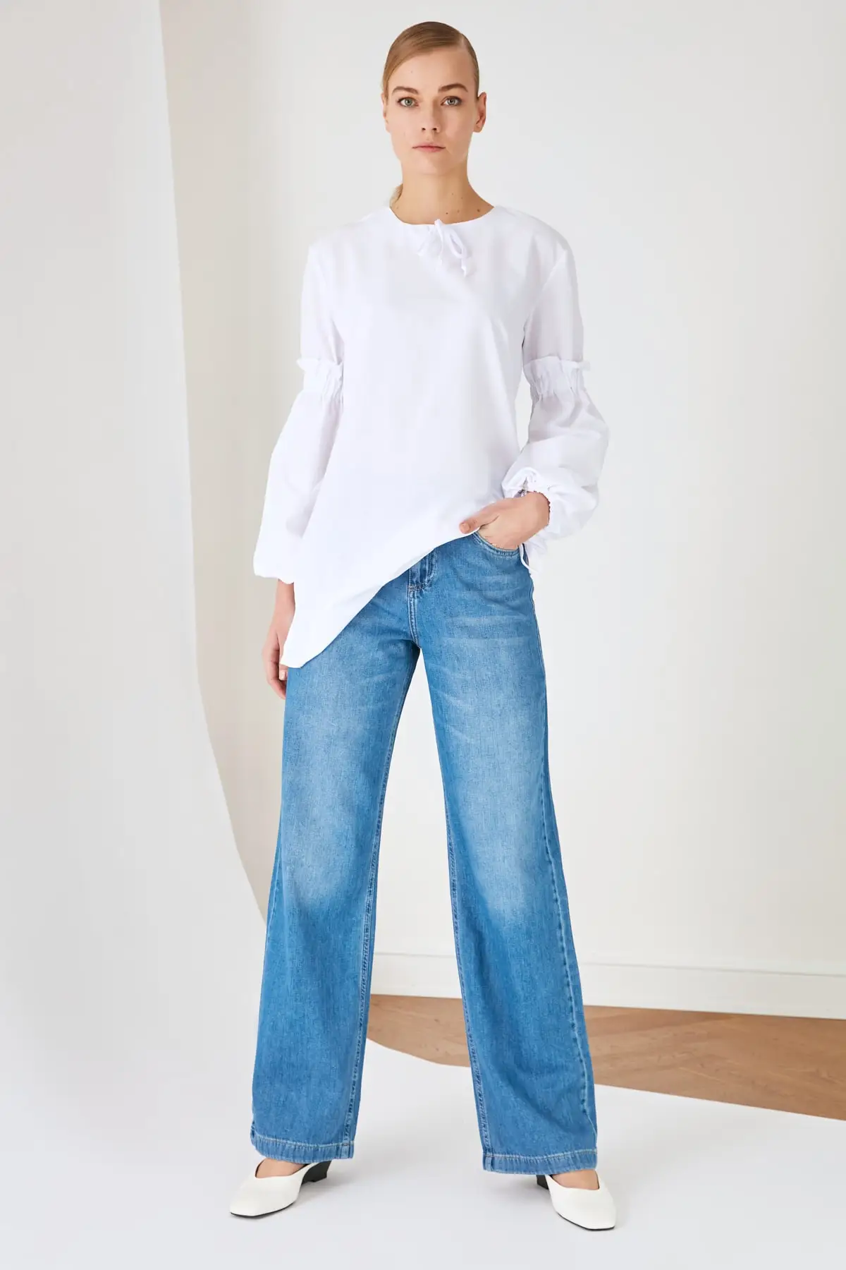 

Trendyol Flare High Waisted Jeans TCTSS21JE0627