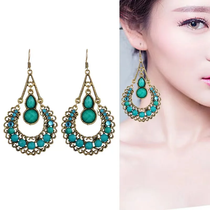

Bohemian Pendant Earrings For Women Fashion Retro Girl Round Heart Hollow Diamond Long Earrings Vacation Party Jewelry Gifts