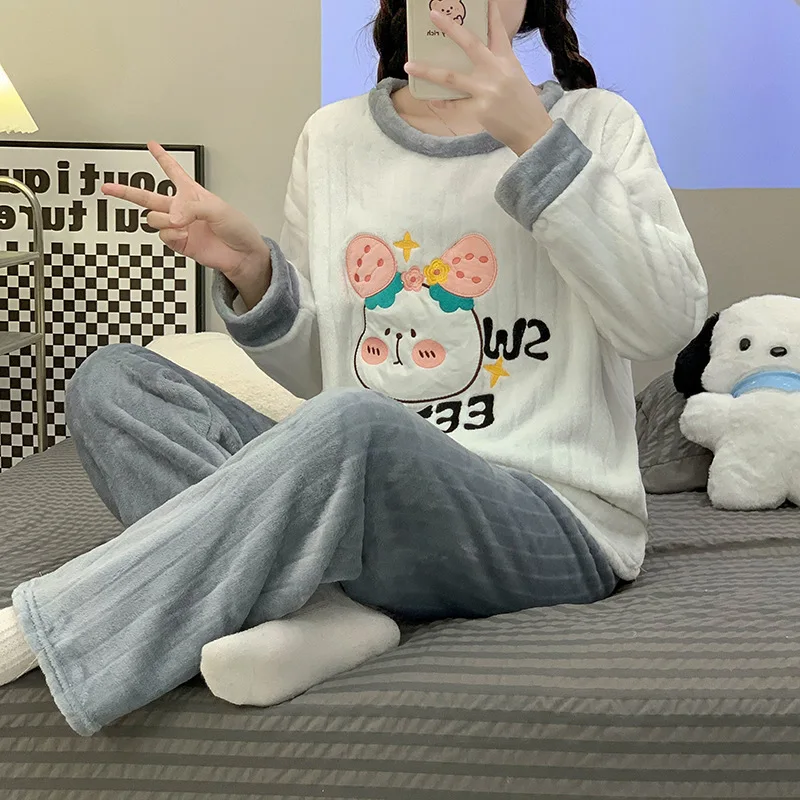 

Новые фланелевые пижамы для женщин на осень и зиму, милые удобные домашние пижамы из кораллового бархата для отдыха и студентов