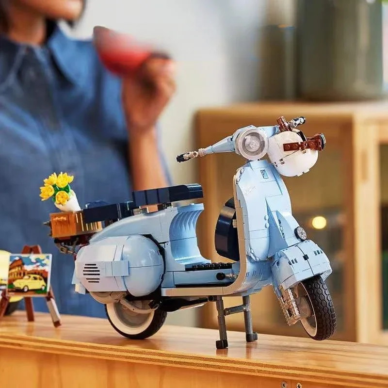 Винтажные строительные блоки для скутера Модель сборки электрического