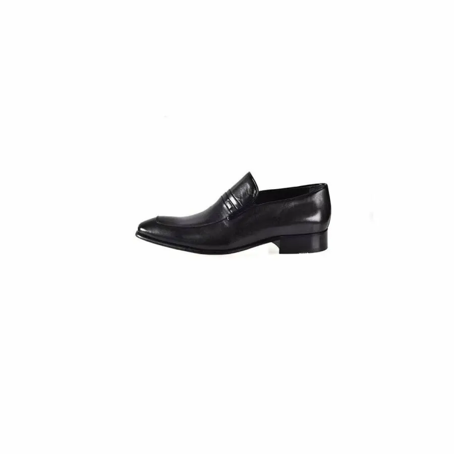 

Men Casual Shoes