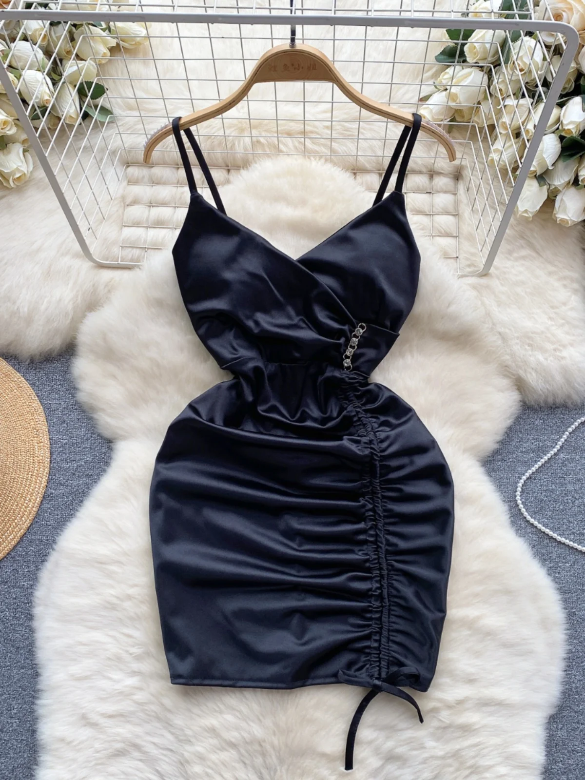 Foamlina сексуальные Клубные наряды 2024 Летняя мода Женская с V-образным вырезом на