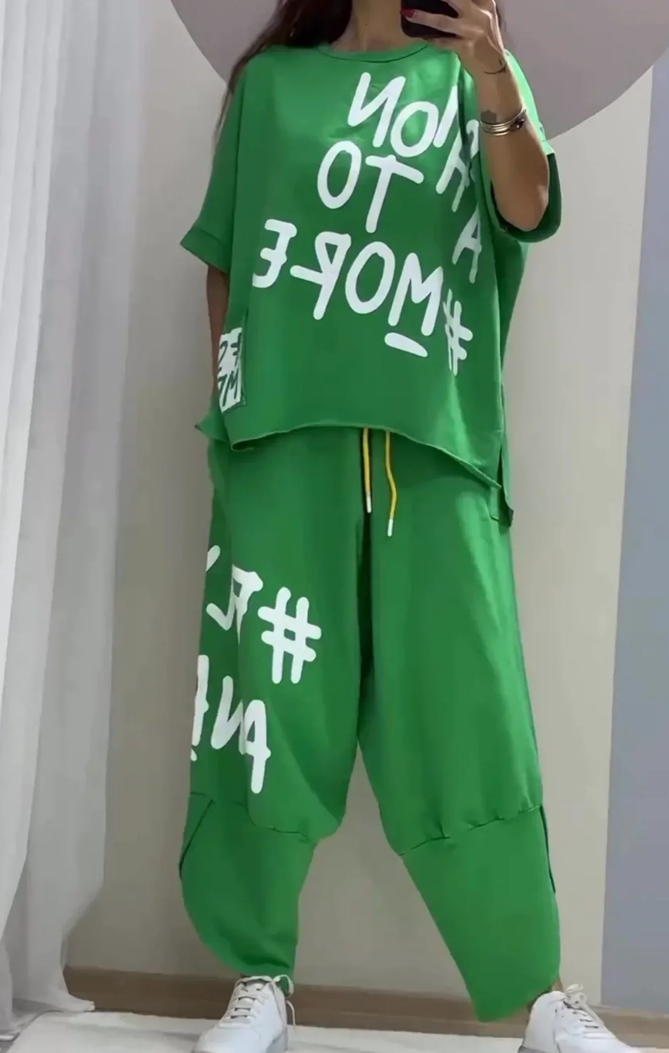 Женский комплект из двух предметов футболка с коротким рукавом Широкие штаны