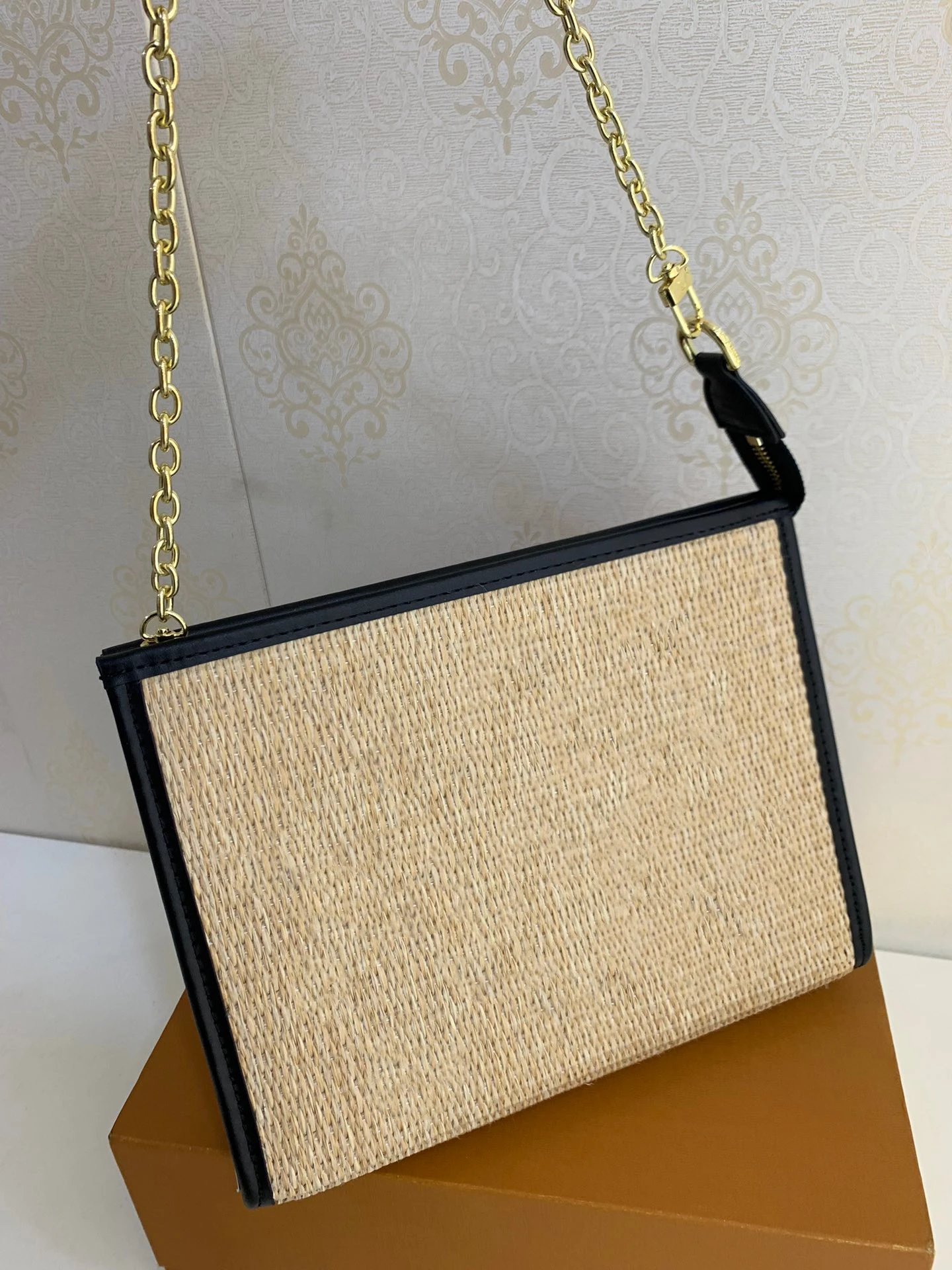 

2023 New Chain Gargle Bag Woven Storage Bag