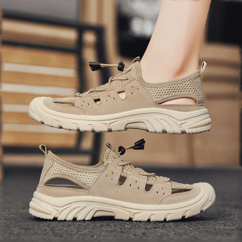 

New Men Sandals Outdoor Trekking Hiking Shoes Summer Men Casual Shoes Breathable Mesh Sports Sandals Comfortable Beach Shoes