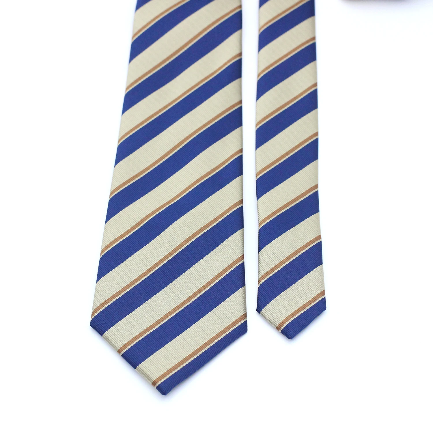 Рисунок 5 - LYL синий белый галстук новый стиль