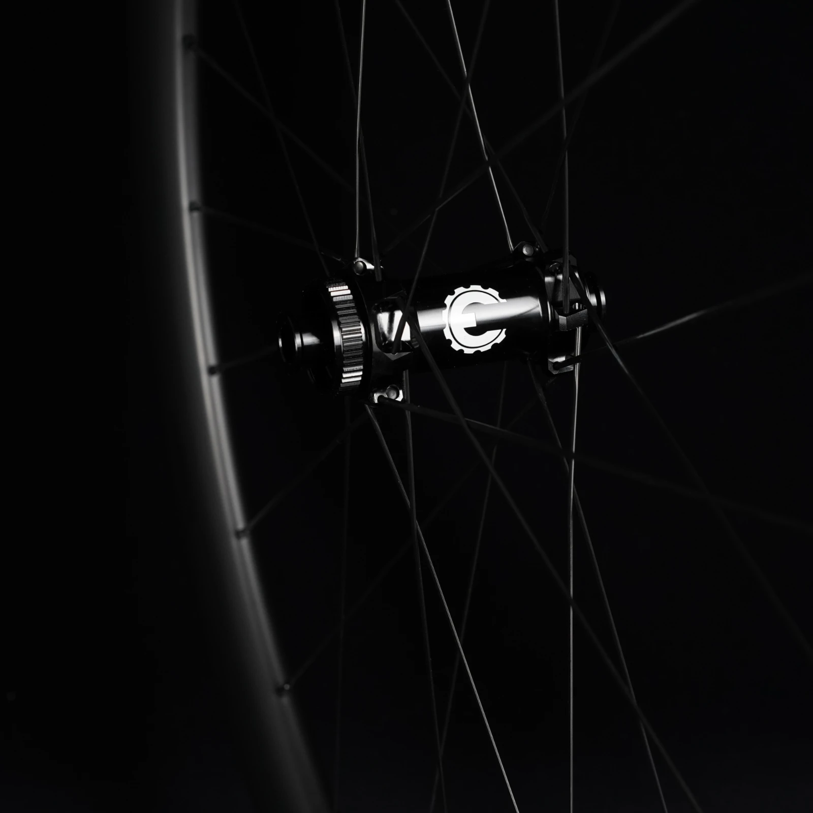 ELITEWHEELS EDGE Ultralight 1320g Road Disc Carbon Wheelset 40 45 50 65mm Ratchet System 36T HUB Wing 20 Spoke For Racing Bike