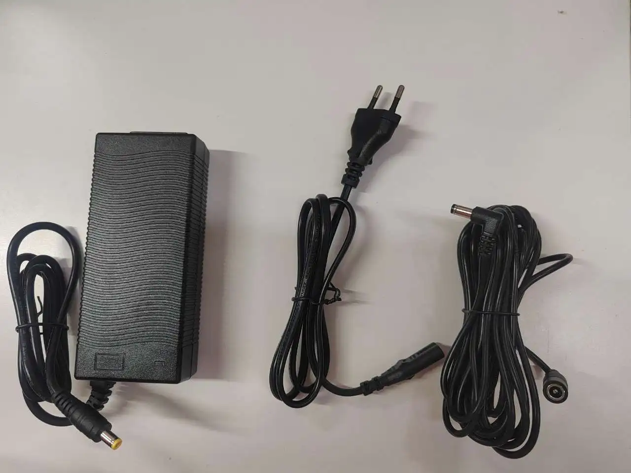 

Настраиваемая вилка для робота-очистителя окон