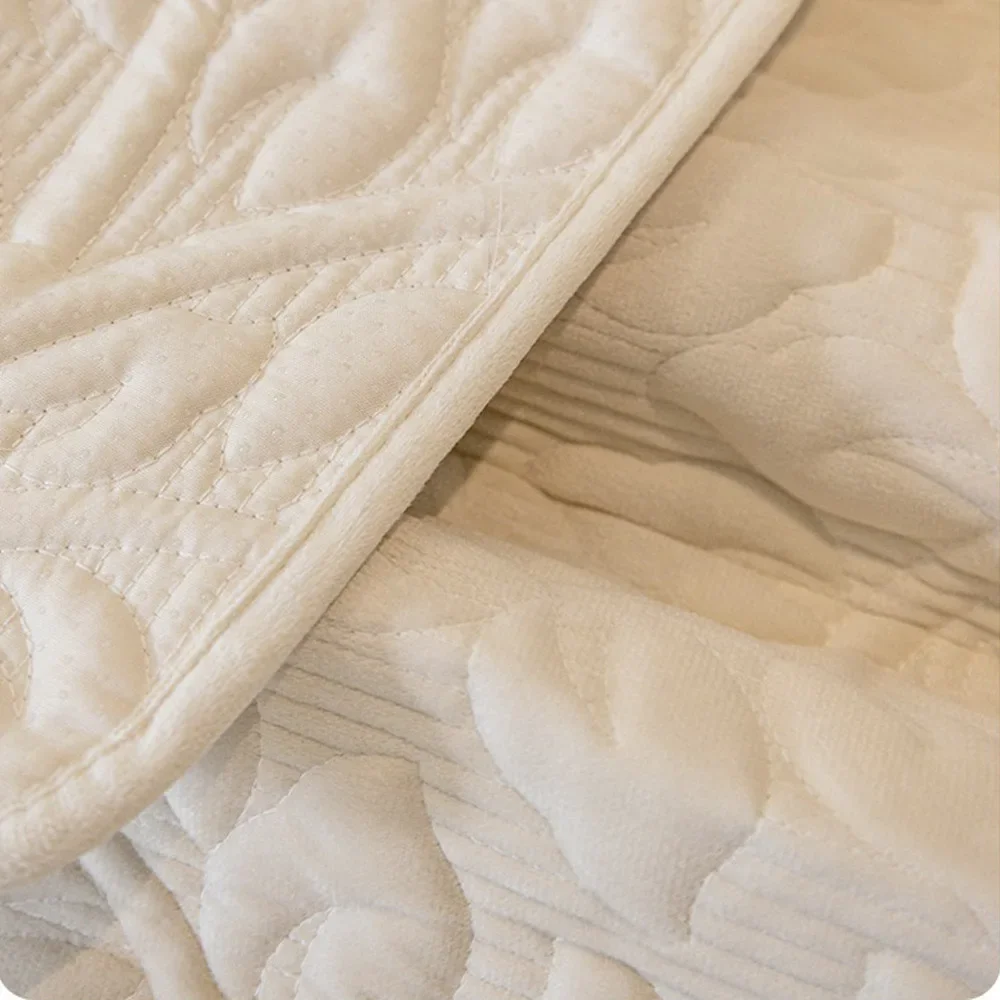 Oksamitny pokrowiec na sofę do domu Regulowane pokrowce wystroju salonu Zwierzęta dla dzieci Podkładka Antypoślizgowe kanapę