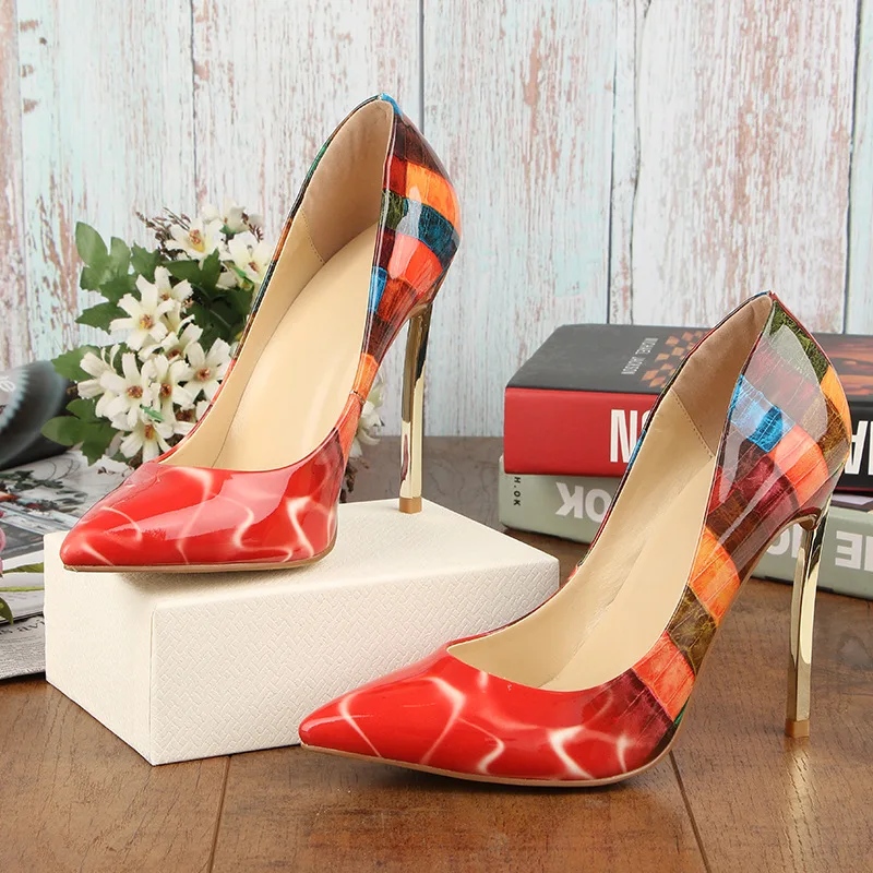 

Сандалии женские на тонком каблуке, босоножки со змеиным узором, градиентные, заостренный носок, летняя обувь