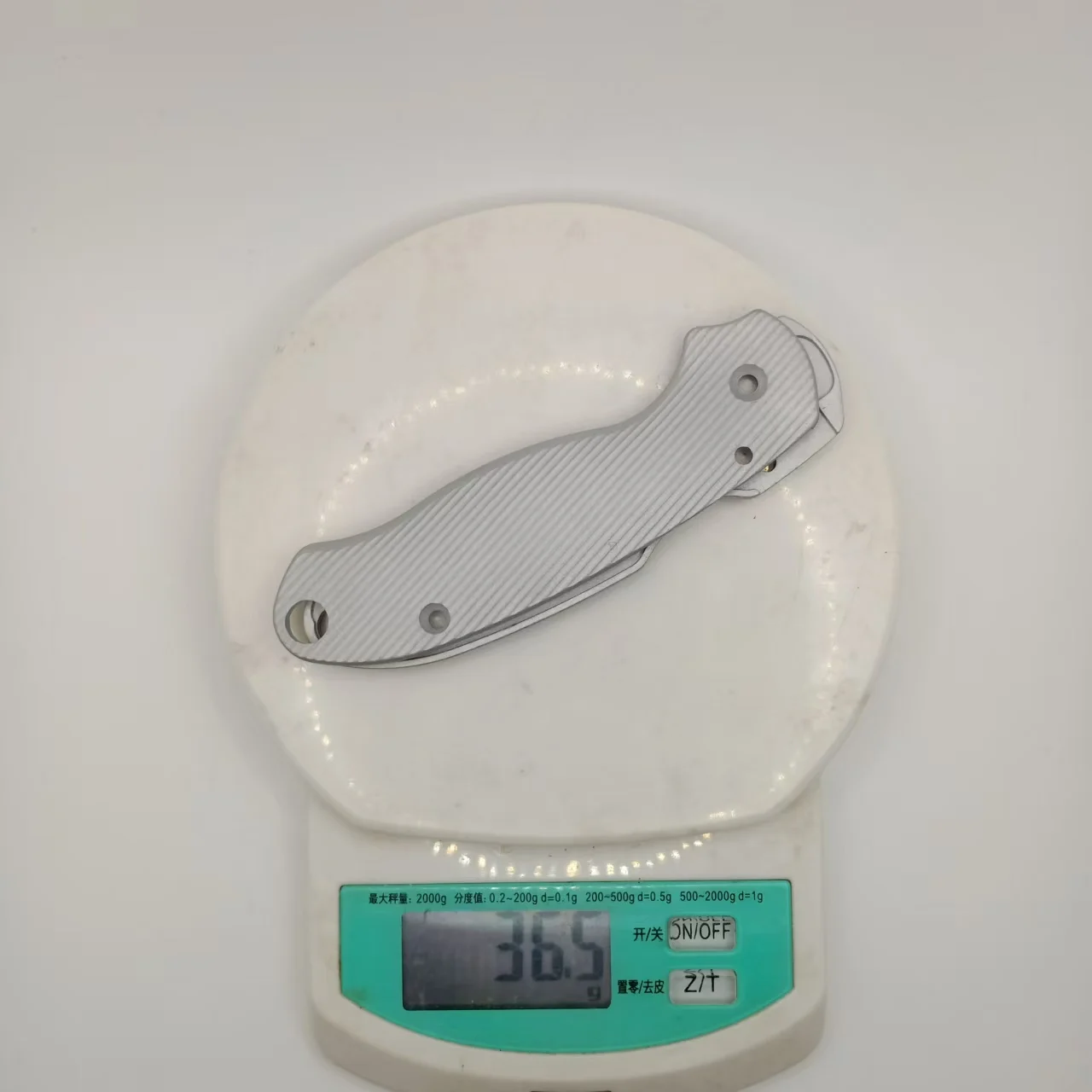Фото 1 пара радиальных весов с ручкой из алюминиевого сплава для ножей Spyderco C223 Para3 №1