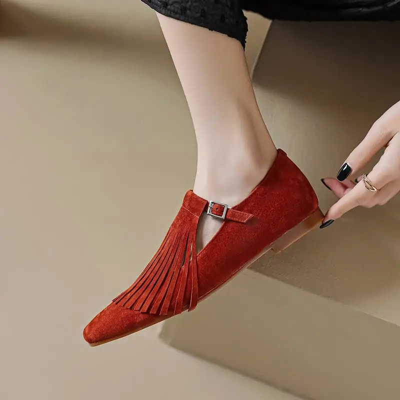 

Женские туфли из натуральной кожи, на плоской подошве, с кисточками