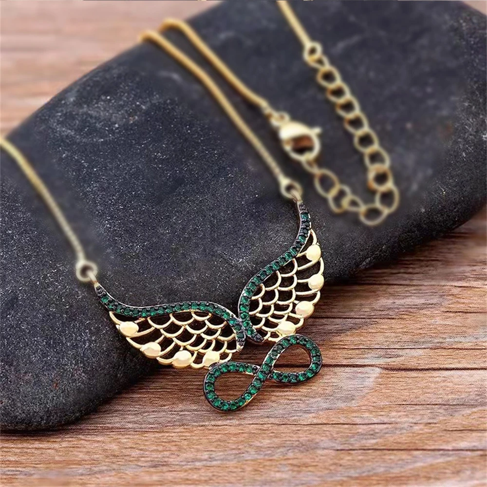 

Hollow Out Gold Wings 8-Word Border Pendant Necklace Zircon Micro Pave Wings Pendants Jewelry Necklace