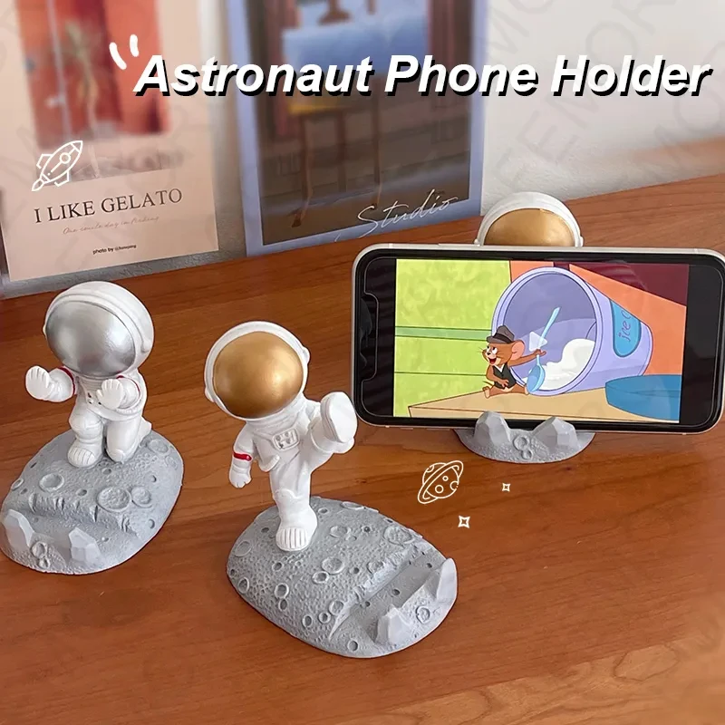 

Femoro Cartoon Astronauts Mobile Phone Stand IPad Pro Desk Holder Home Office Desk Decor Cell Phone Holder Accessories