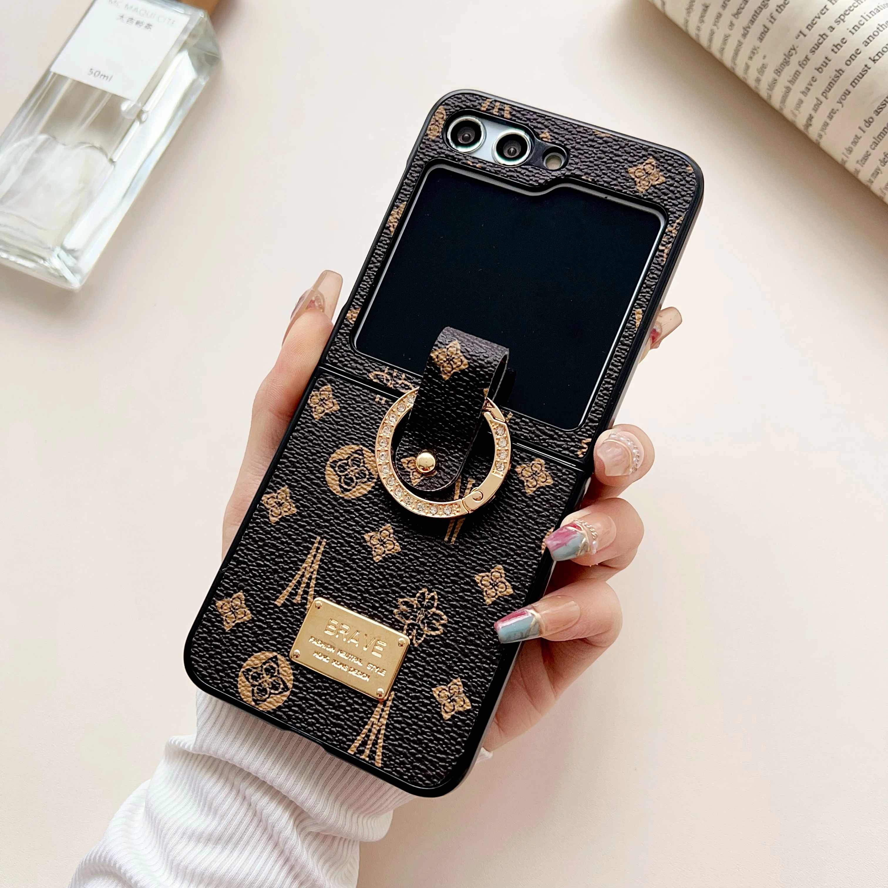 Кожаная одежда с металлическим узором для Samsung Galaxyz Z Flip6 Flip5 Flip4 чехол телефона