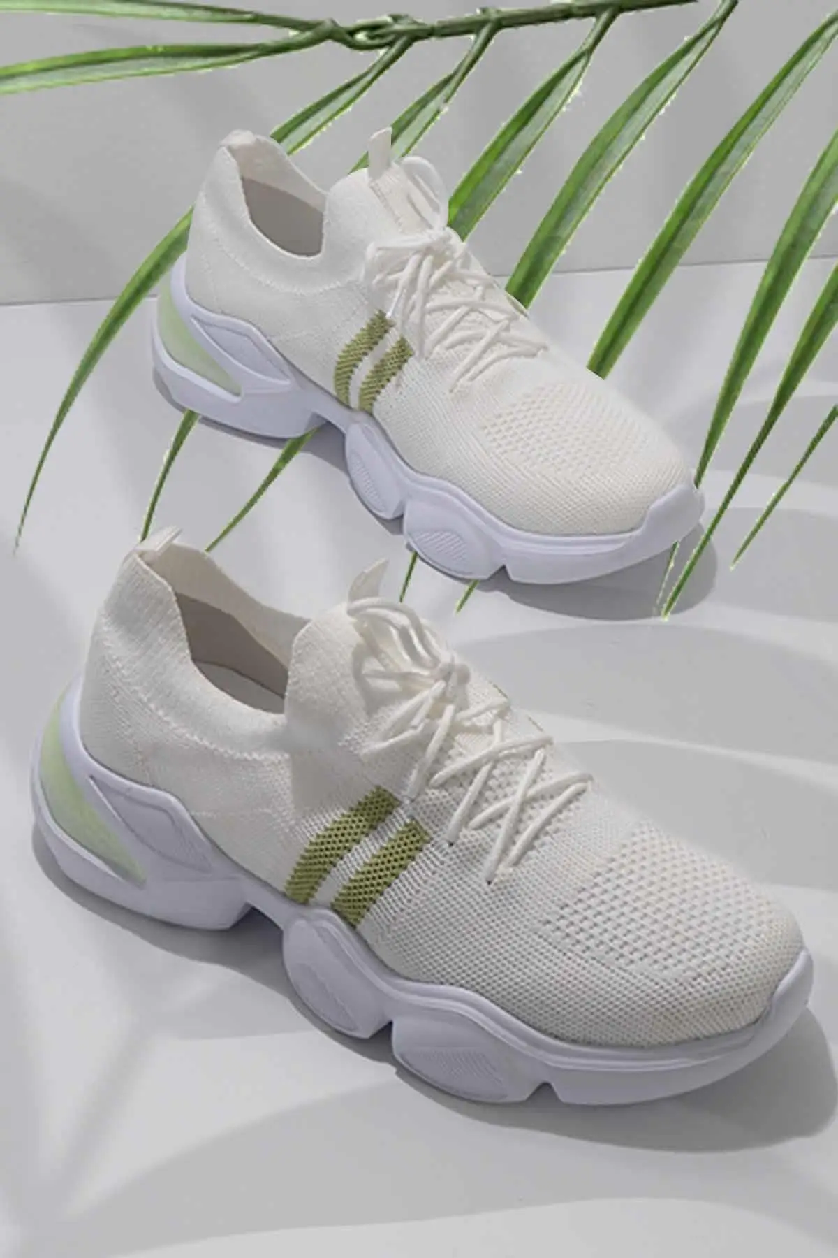 

Women's Sneakers Casual Fashion Comfortable Platform Female Vulcanized Shoes High-Top Sneakers
