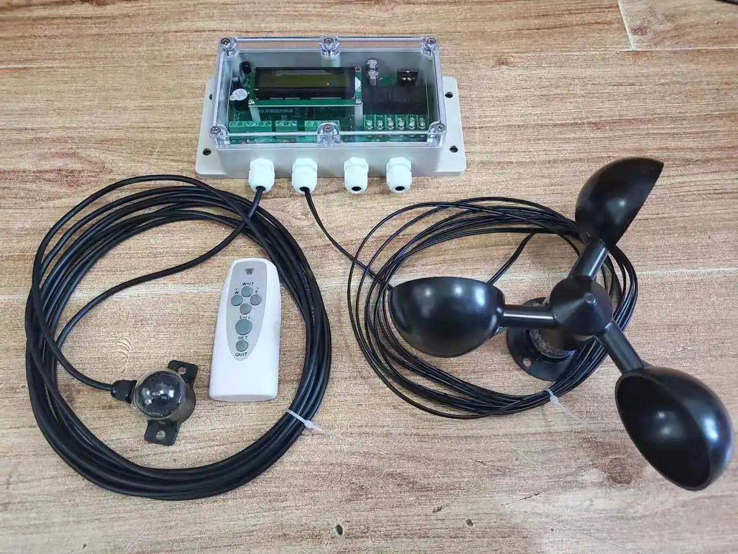 

Sun Automatic Tracking Controller, Solar Automatic Tracking System, Dual-axis Tracking Automatically Facing the Sun