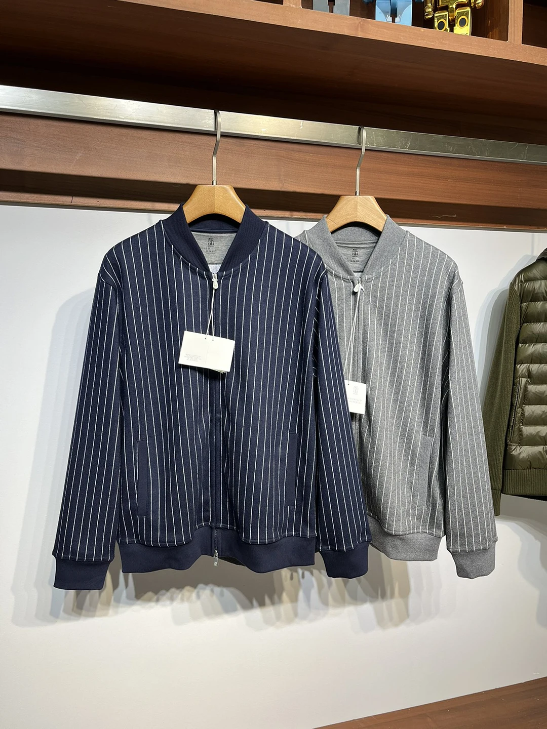 Мужская хлопковая куртка в полоску на молнии