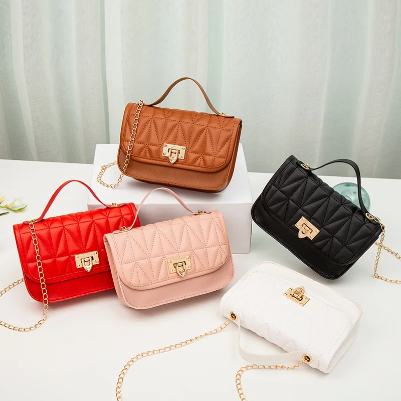 

Solid color Women Bag Small Square Bag Female Shoulder Bag Metal Hasp Messenger Bag Handbag Chain Crossbody Bags For Women