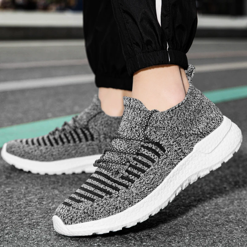 Men Shoes Light Running Sneakers Men Soft Bottom Fashion Casual Walking Shoes Breathable Slip on Mens Loafers Zapatillas Hombre