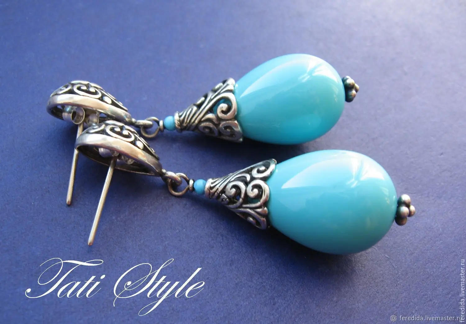 

Vintage Fashion Hollow Water Drop Shaped Blue Gem Earrings As A Gift for Women Girl Party Jewelry