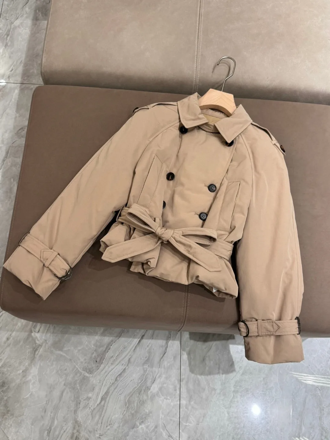 Осенняя Женская куртка B * C из гусиного пуха с лацканами двубортное пальто со