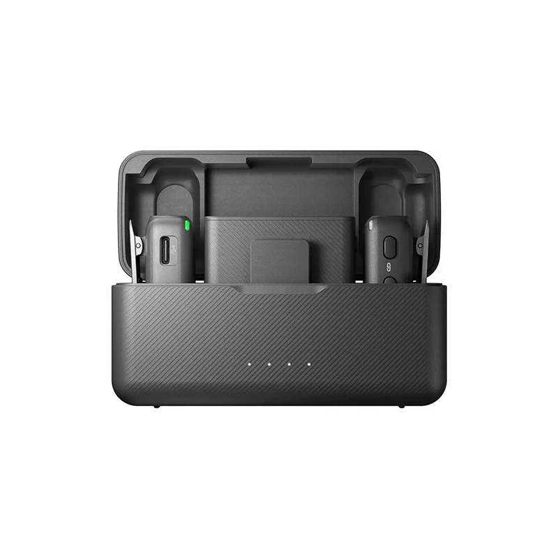 

DJI Mic 250m Transmission Range Dual-Channel Recording Up to 14 Hours of Onboard Memory Portable and Compact Wide Compatibilty