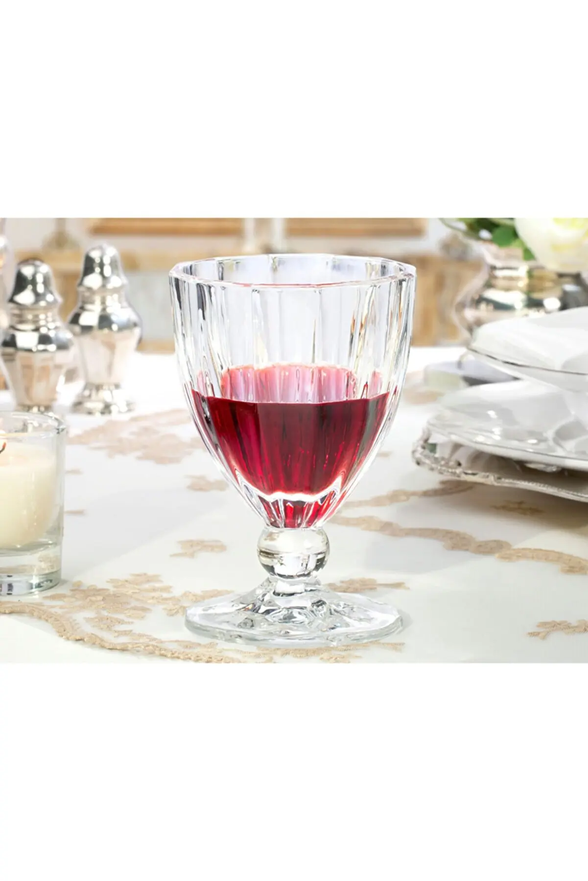 

Набор из четырех длинных стаканов и стекла 260 мл