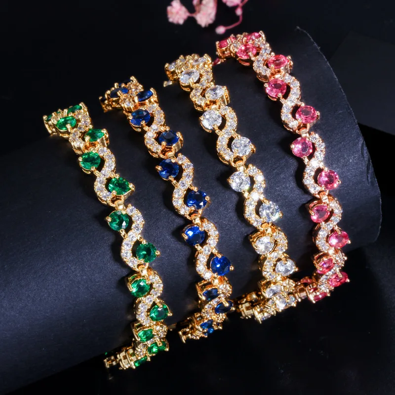 

Fashion Zircon Exquisite Cross Color Seven Color Bracelet with 4 Color Classic Gift