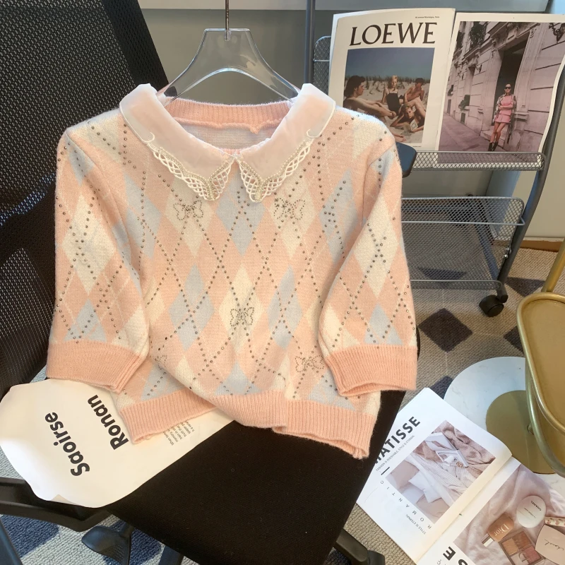 

Женский ТРИКОТАЖНЫЙ УКОРОЧЕННЫЙ пуловер с воротником «Питер Пэн»