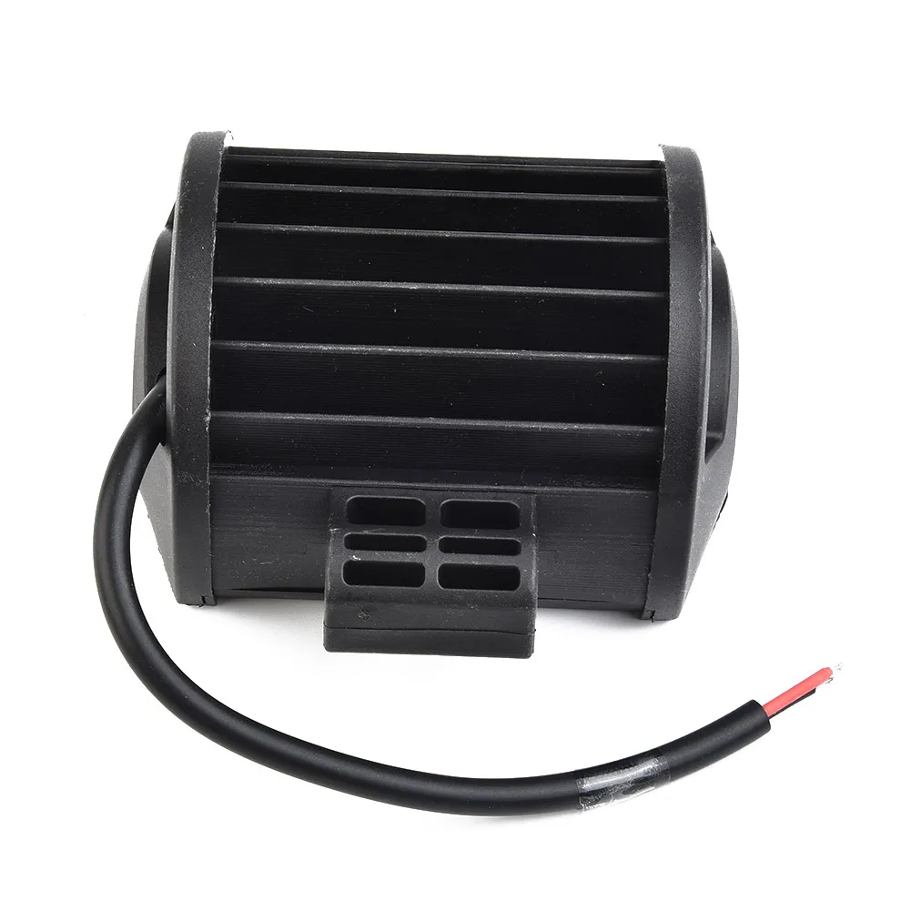 12 В водонепроницаемый светодиодный рабочий квадратный прожектор для грузовых