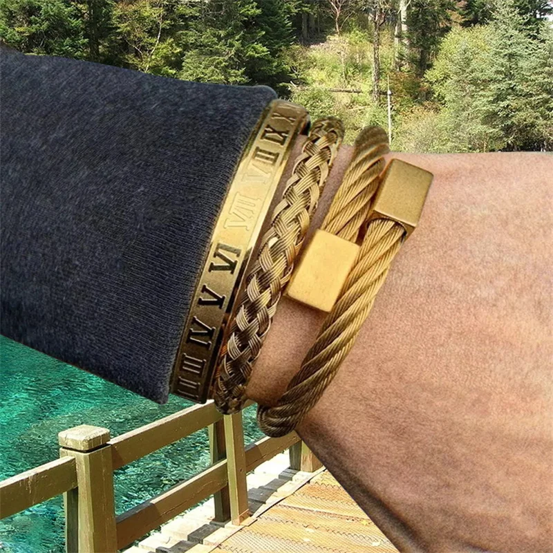 

Набор из трех браслетов из нержавеющей стали, мужской индивидуальный модный браслет из титановой стали