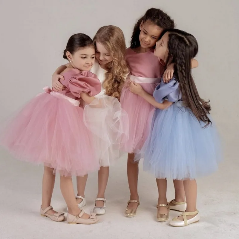 

Cute Girl Princess Dress Little Girl Puff Sleeve Gala Tutu Gown Kids Birthday Bow Outfits Flower Girl Wedding Party Clothes 3-8T