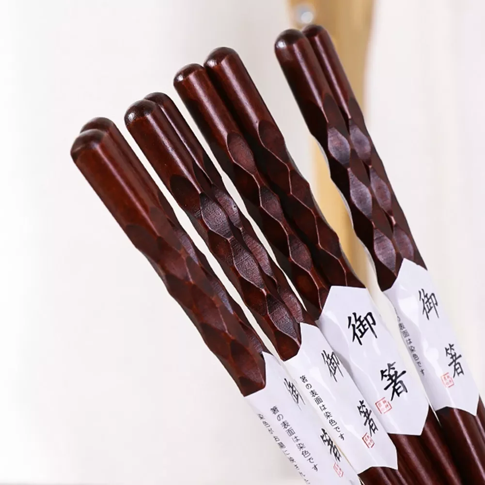 

1 Pair Jujube Wood Sushi Chopsticks Natural Handmade Japanese Value Gift Sushi Chinese Food Chopsticks Dinnerware Tableware