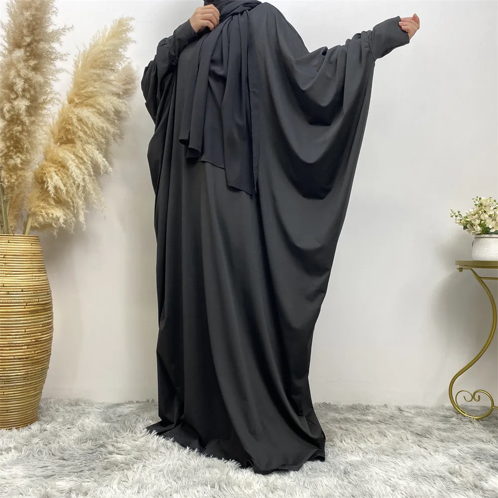 Elegant 2023 Muslim Women's Fashion and Comfortable Bat Long Sleeve Clear Color Casual Loose Long Dress Abaya Dress  فساتين