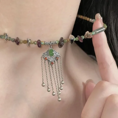 Женское ожерелье с подвеской в этническом стиле с имитацией нефрита