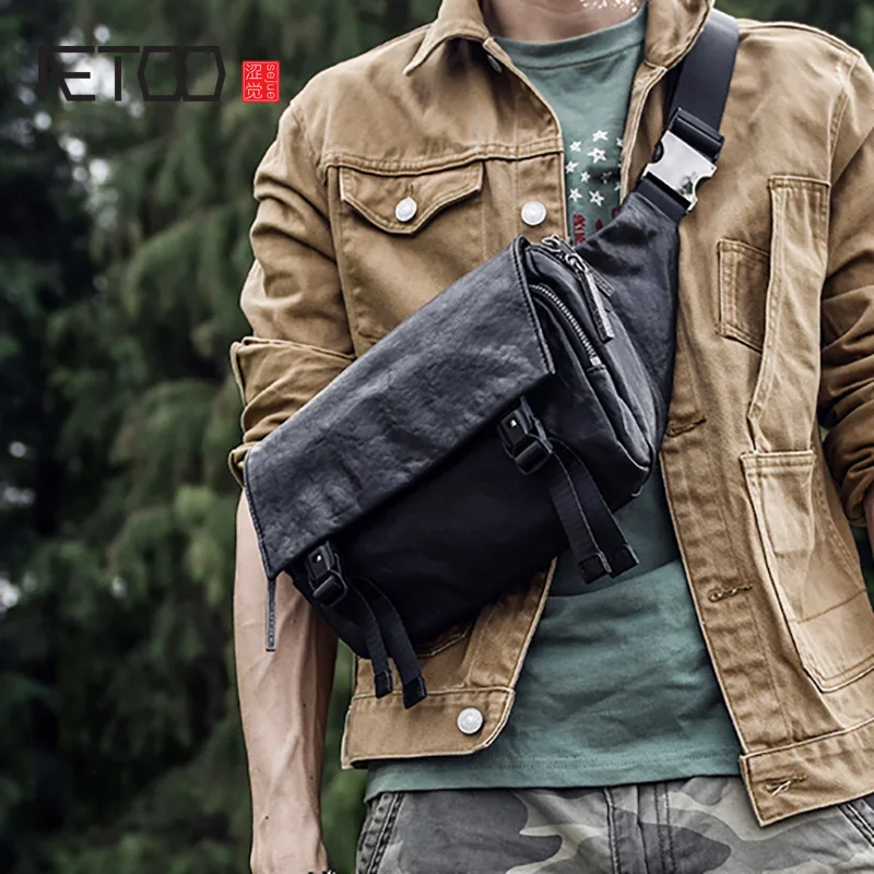 AETOO Simple leather men's chest bag, trendy men's shoulder bag, first layer leather men's messenger bag