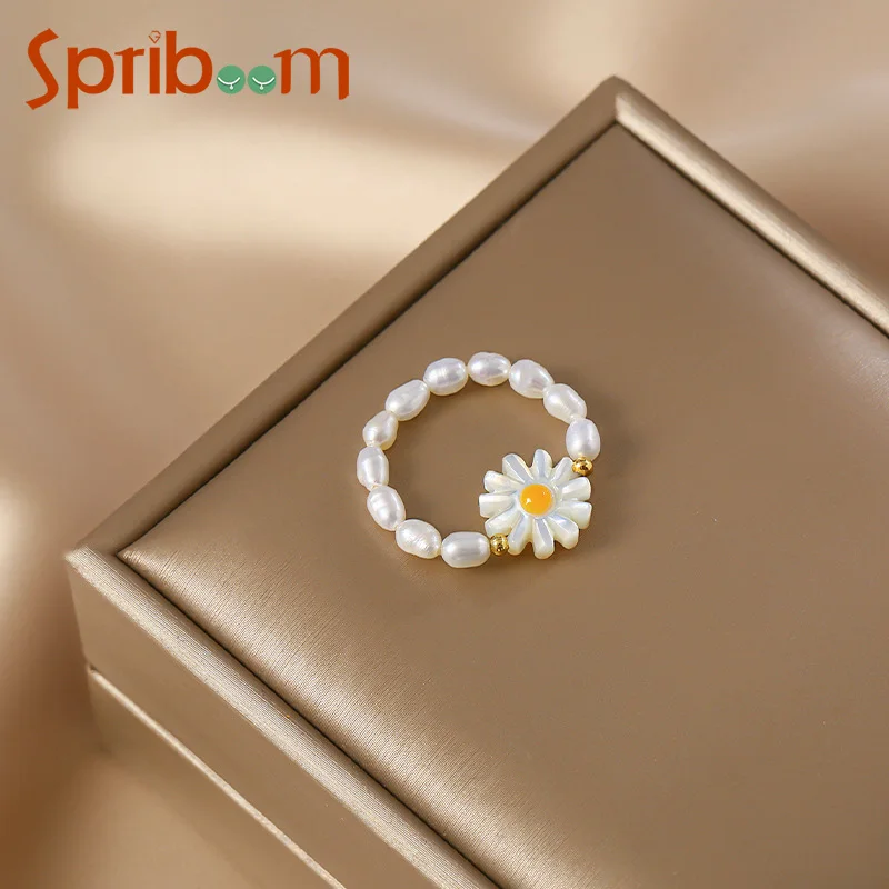 

Freshwater Pearl Ring for Women Sweet Daisy Elastic Adjustable Girls Rings Fashion Rose Flower Finger Jewelry Trendy Female Gift